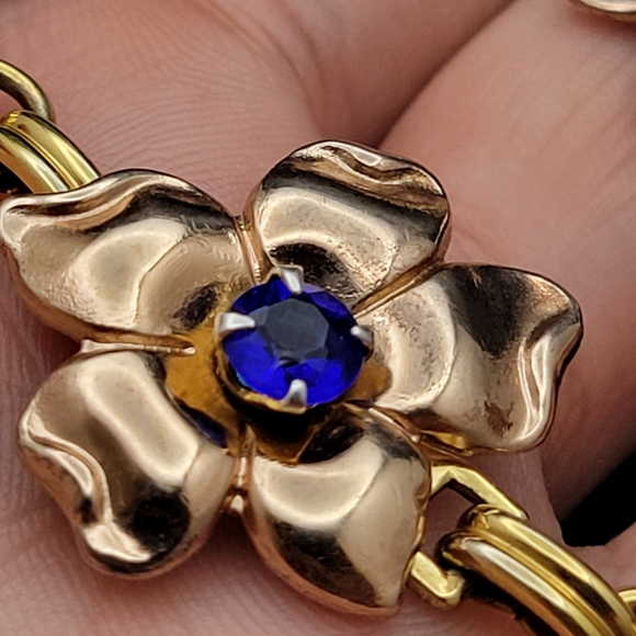 Mid Century Vintage Floral Gold Filled Bracelet with Blue Vibrant Rhinestones 7" - Picture 14 of 16